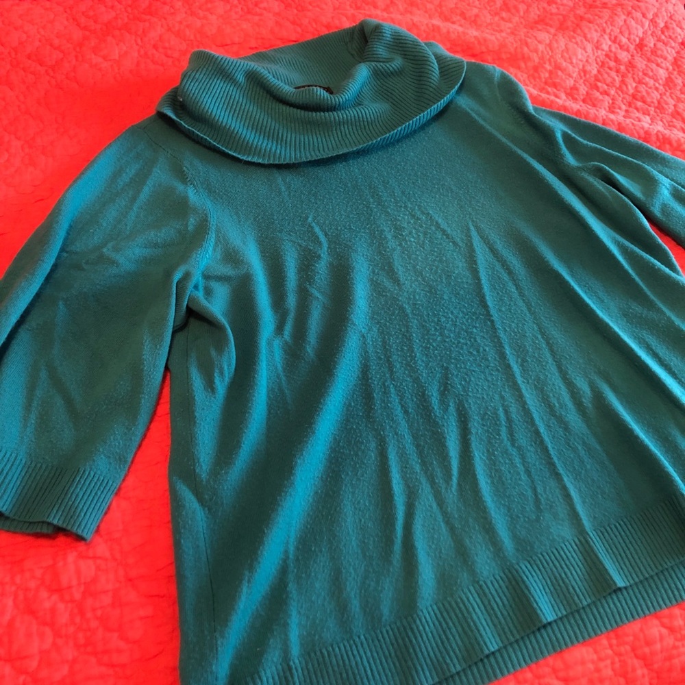 Cowl neck 3/4 sleeve sweater, used, good condition